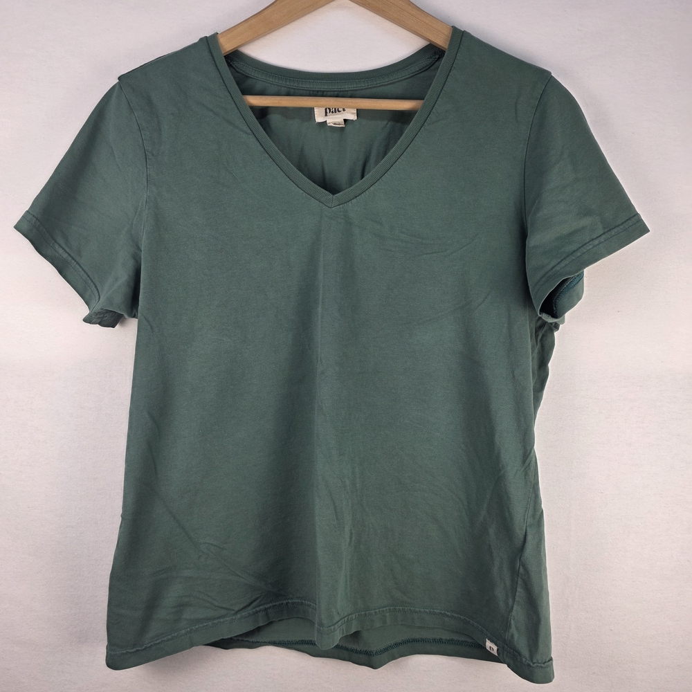 Pact Organic Cotton Women's Large Green V-Neck Top Runs Small